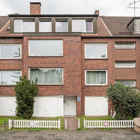 - Cozy Apartment In The Heart Of Duisburg With New York Design & Betten & Sofa - 5 Mins Central Station Hbf - Big Tv & Wifi -- Luaran gambar